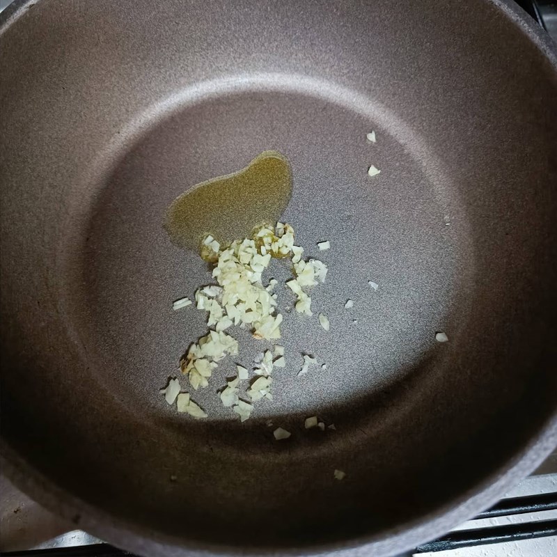 Bước 4 Trộn mì Mì ý trộn trứng lòng đào sốt bơ lạc