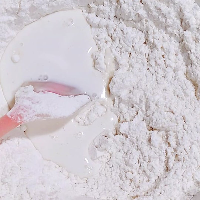 Bước 1 Trộn nguyên liệu khô Bánh mì cua sữa dừa