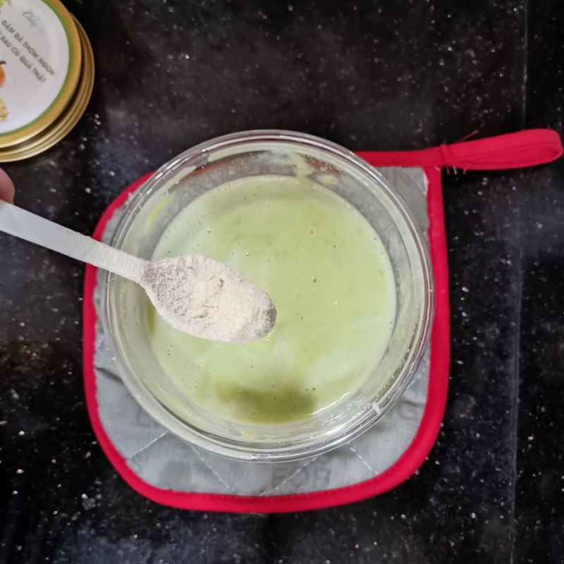 Bước 2 Xay bơ Mì Ý sốt kem trái bơ