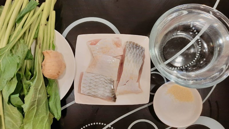 Nguyên liệu món ăn canh cá chép rau cần, canh cá chép nấu ngót và canh cá chép nấu rau cải bó xôi
