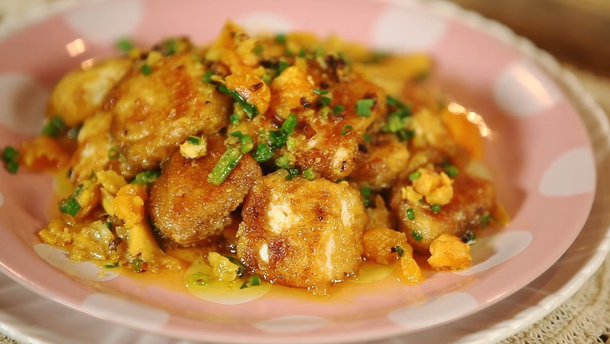 Đậu hũ chiên trứng muối