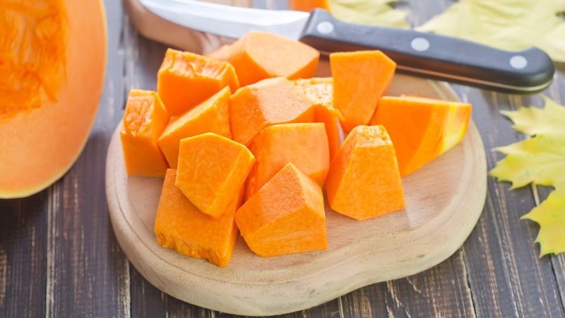 Th&aacute;i miếng c&aacute;c loại rau củ