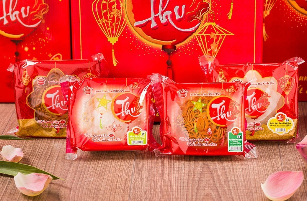 Quan sát kỹ bao bì bánh Trung Thu trước khi mua