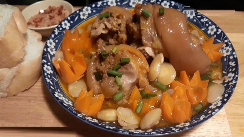 Ch&acirc;n gi&ograve; bằng nồi cơm điện