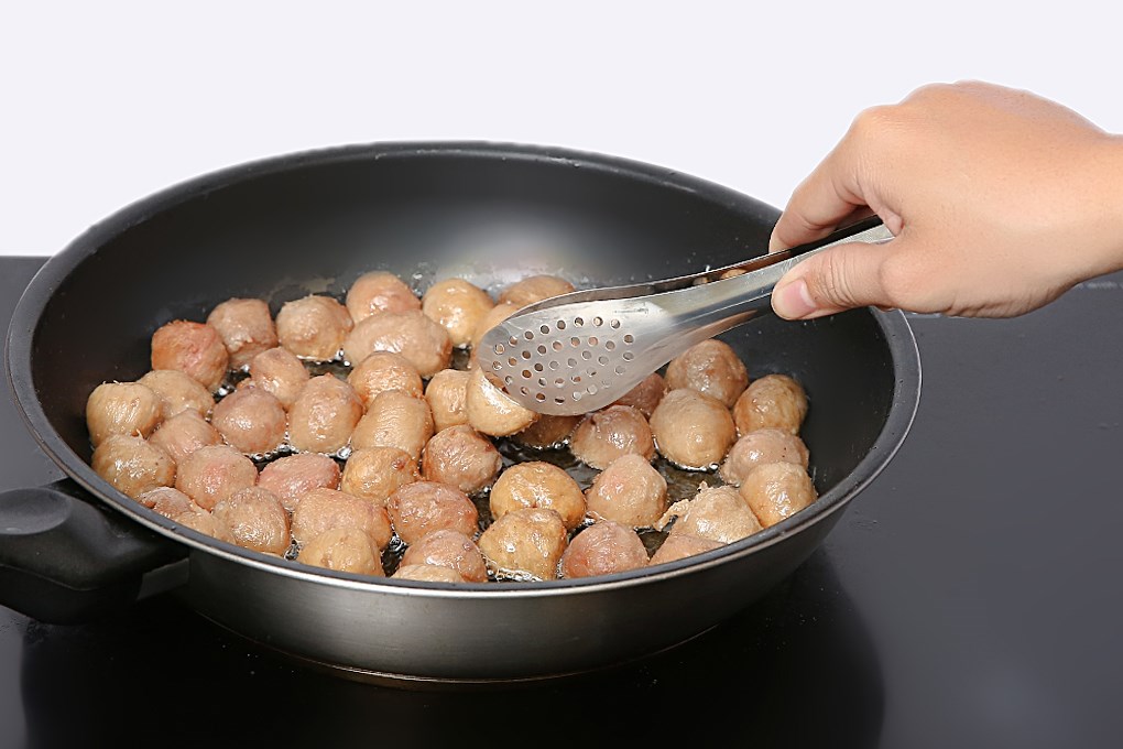 Kẹp gắp thức ăn n&oacute;ng inox