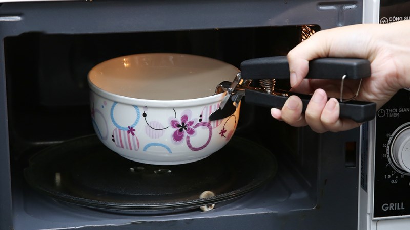 Kẹp gắp đồ n&oacute;ng inox DMX KN002