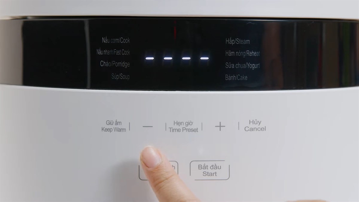 Nồi cơm điện tử Kangaroo KG18DR9 c&oacute; 9 chế độ nấu