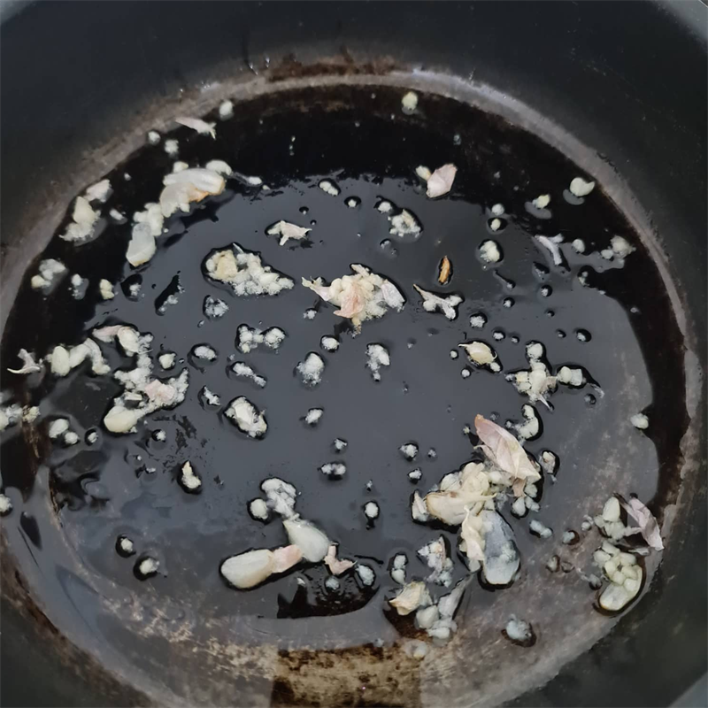 Bước 3 Chế biến món ăn Ốc xào măng