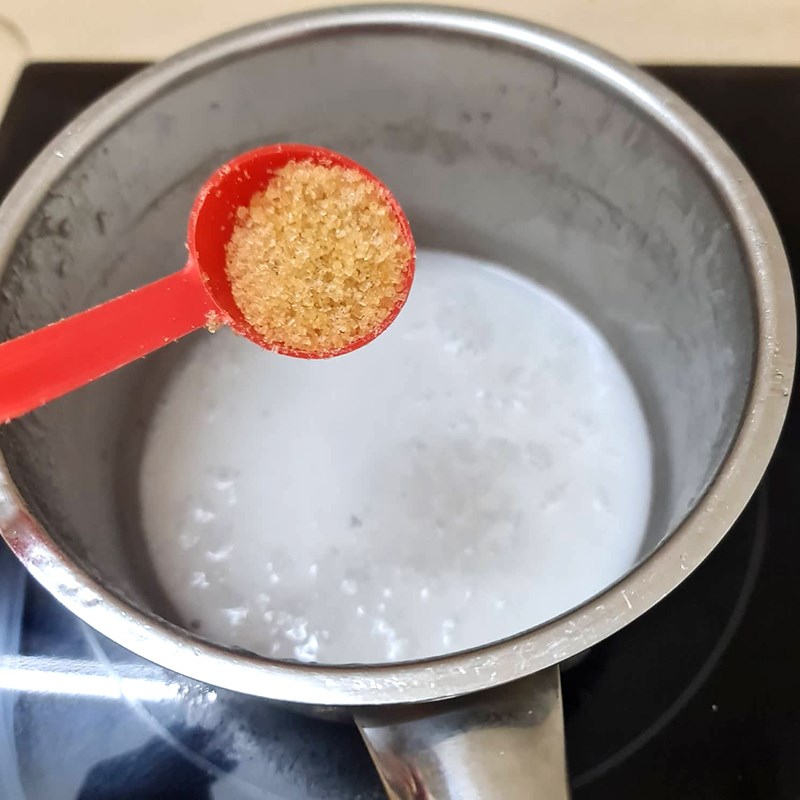 Bước 2 Chế nước cốt dừa Chè đậu xanh nước cốt dừa