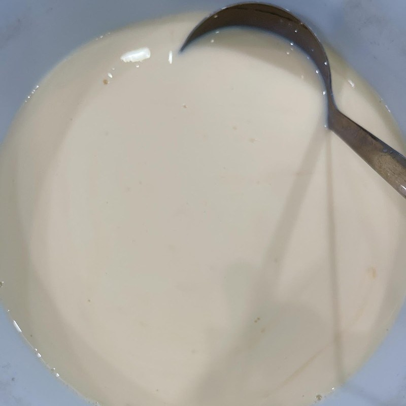 Bước 3 Đổ khuôn và hấp bánh flan Bánh Trung Thu rau câu thanh long đỏ nhân flan