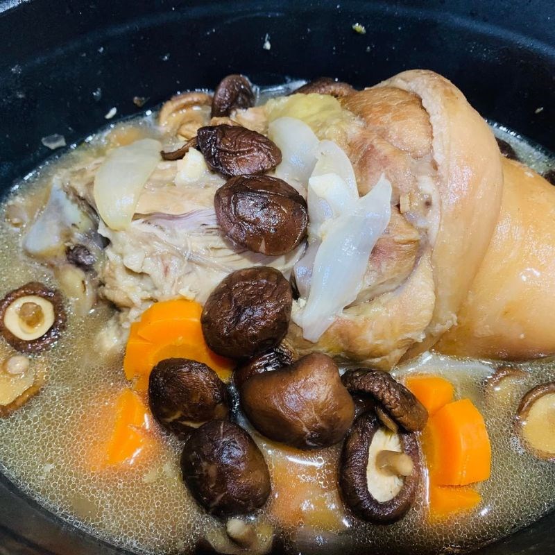 Bước 4 Hầm chân giò Chân giò hầm ngũ vị