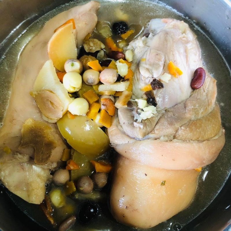 Bước 4 Hầm chân giò Chân giò hầm ngũ vị