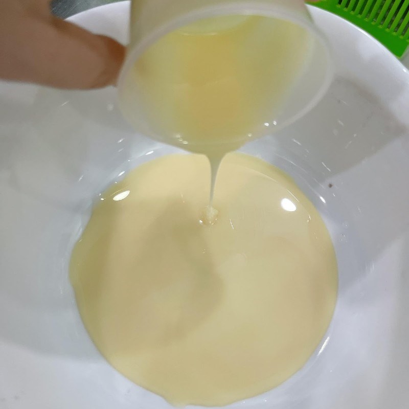 Bước 2 Nấu hỗn hợp bánh flan Bánh Trung Thu rau câu thanh long đỏ nhân flan