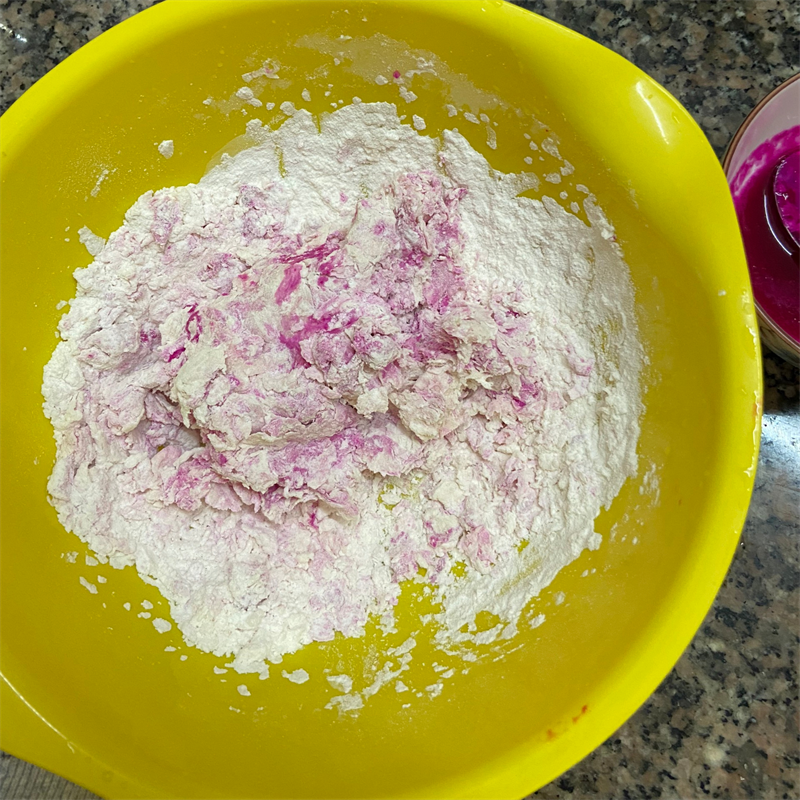 Bước 3 Nhồi bột Bánh bao thanh long đỏ ức gà