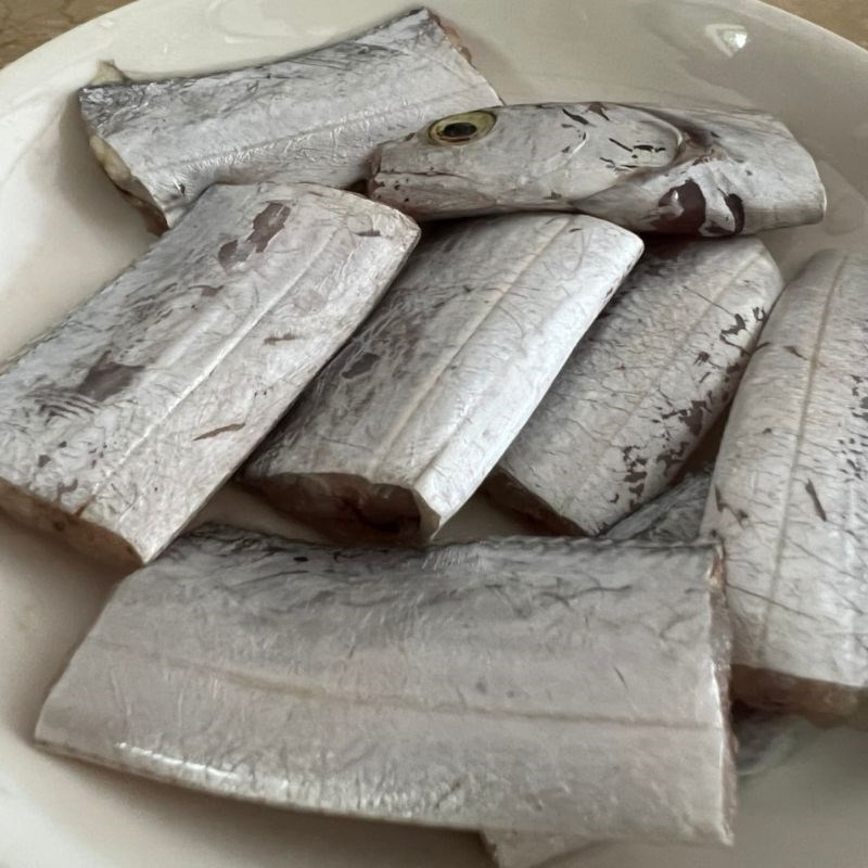 Bước 1 Sơ chế nguyên liệu Cá hố sốt mắm tỏi