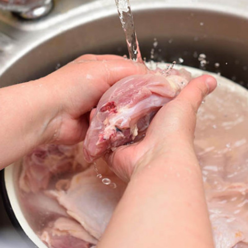 Bước 1 Sơ chế nguyên liệu Bánh bao thanh long đỏ ức gà