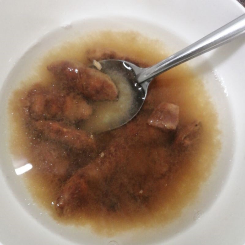 Bước 1 Sơ chế nguyên liệu Canh chua cá bớp nấu dứa