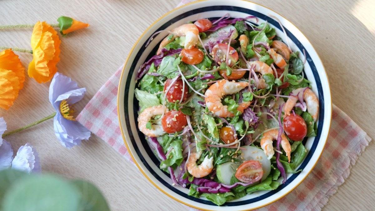 Salad tôm chanh dây