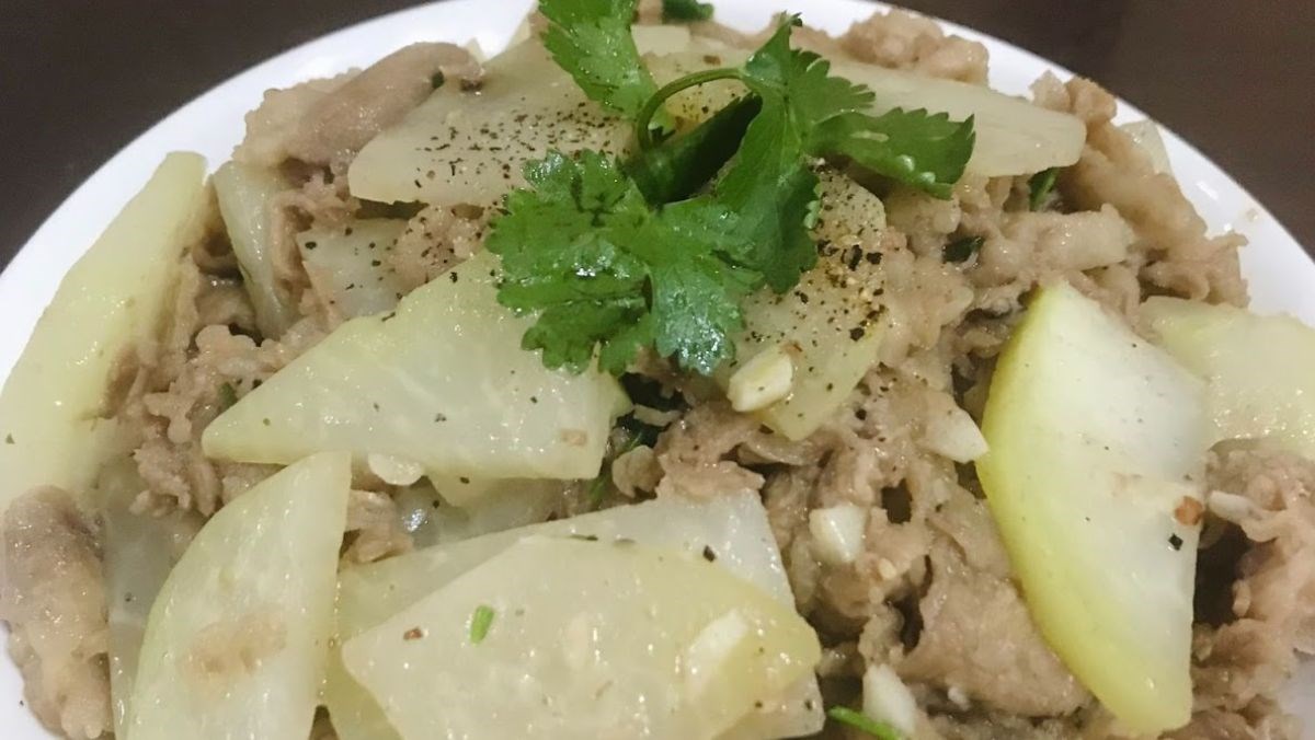 Su hào xào thịt bò (Công thức được chia sẻ từ người dùng)