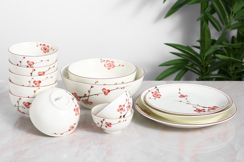 Bộ t&ocirc; ch&eacute;n dĩa 13 c&aacute;i UNC UDS132 hoa đ&agrave;o