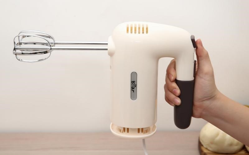 M&aacute;y đ&aacute;nh trứng Bear DDQ-B01A1