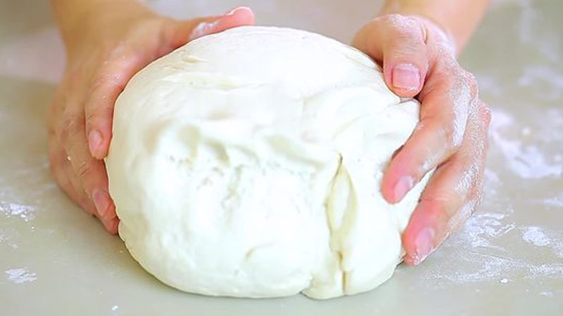 N&eacute;n bột th&agrave;nh một khối