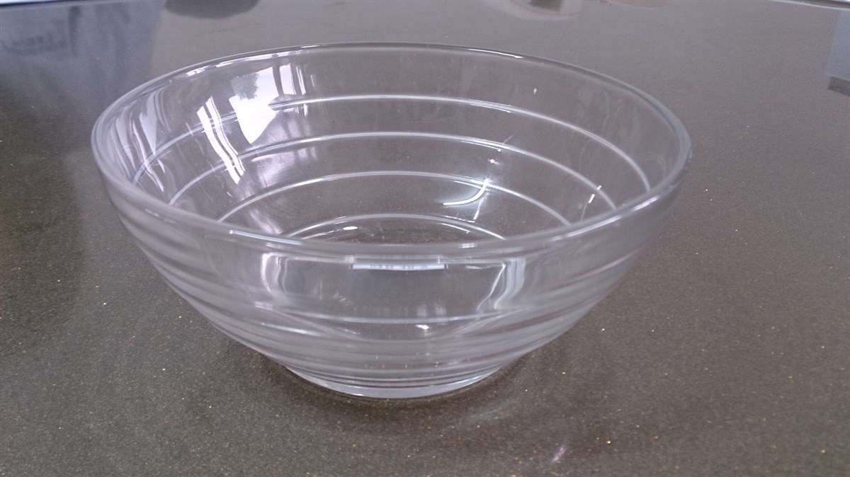 Ch&eacute;n thủy tinh trong suốt