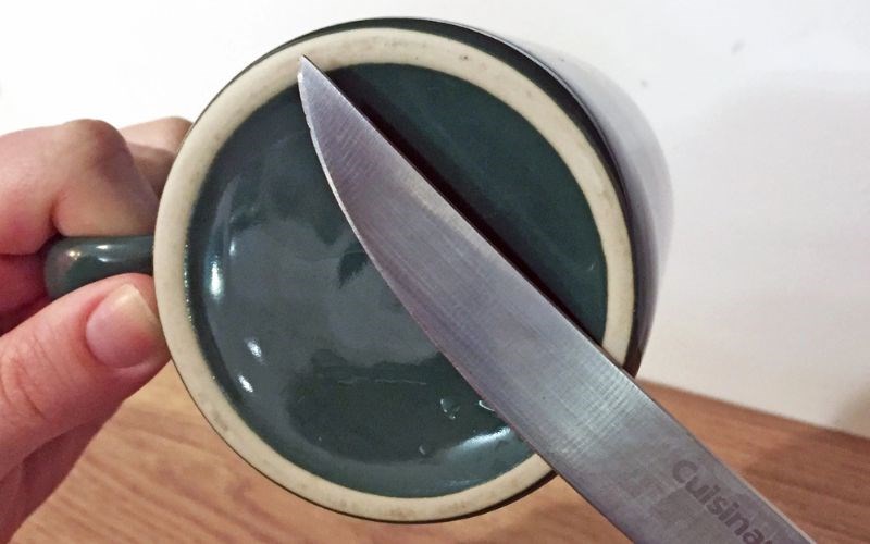 M&agrave;i dao bằng đế ly sứ