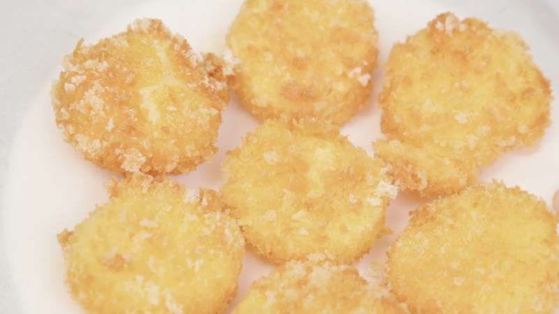 Đậu hũ chi&ecirc;n bằng bếp từ đ&ocirc;i lắp &acirc;m Teka IBC 7320 D