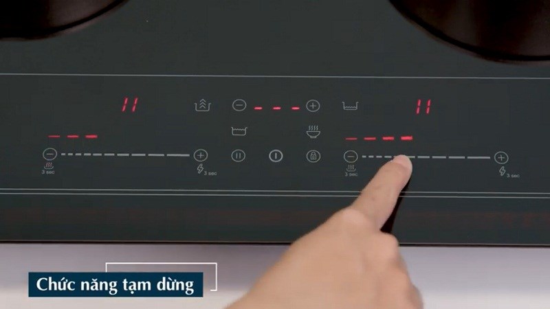 Chức năng tạm dừng của bếp từ đ&ocirc;i lắp &acirc;m Teka IBC 7320 D