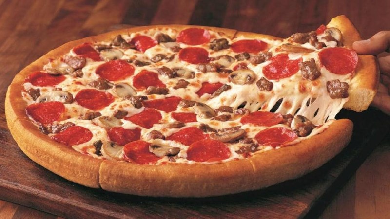 B&aacute;nh pizza l&agrave;m bằng l&ograve; nướng Galanz KF1830ELQ-H12U