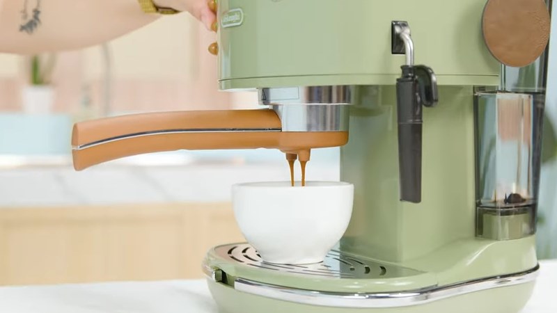 M&aacute;y pha c&agrave; ph&ecirc; Delonghi ECOV311.GR chiết xuất c&agrave; ph&ecirc; trong khoảng 20 - 25 gi&acirc;y