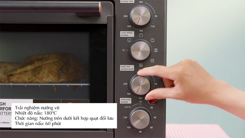 C&agrave;i đặt chế độ nướng vịt bằng l&ograve; nướng Toshiba TL-MC40EZF(GR) 40 l&iacute;t