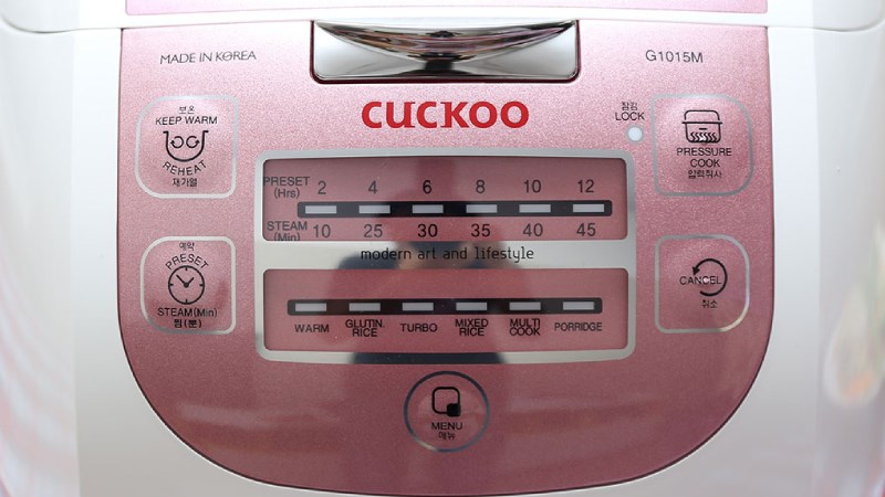 Bảng điều khiển của nồi cơm điện tử &aacute;p suất Cuckoo 1.8 l&iacute;t CRP-G1015M