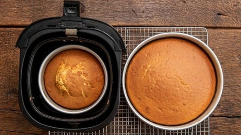 Th&agrave;nh phẩm b&aacute;nh gato nướng bằng nồi chi&ecirc;n kh&ocirc;ng dầu