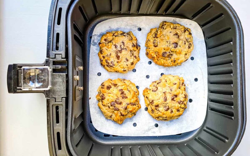 Làm bánh quy bằng nồi chiên không dầu