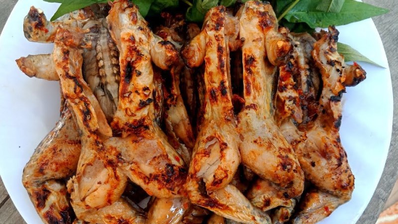 Th&agrave;nh phẩm ếch chi&ecirc;n bằng nồi chi&ecirc;n kh&ocirc;ng dầu