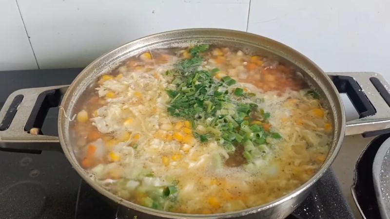 Nấu súp bằng nồi