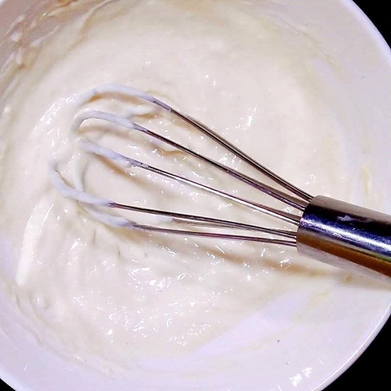 Bước 3 Trộn phô mai với sữa chua Cheesecake trà xanh (matcha) oreo