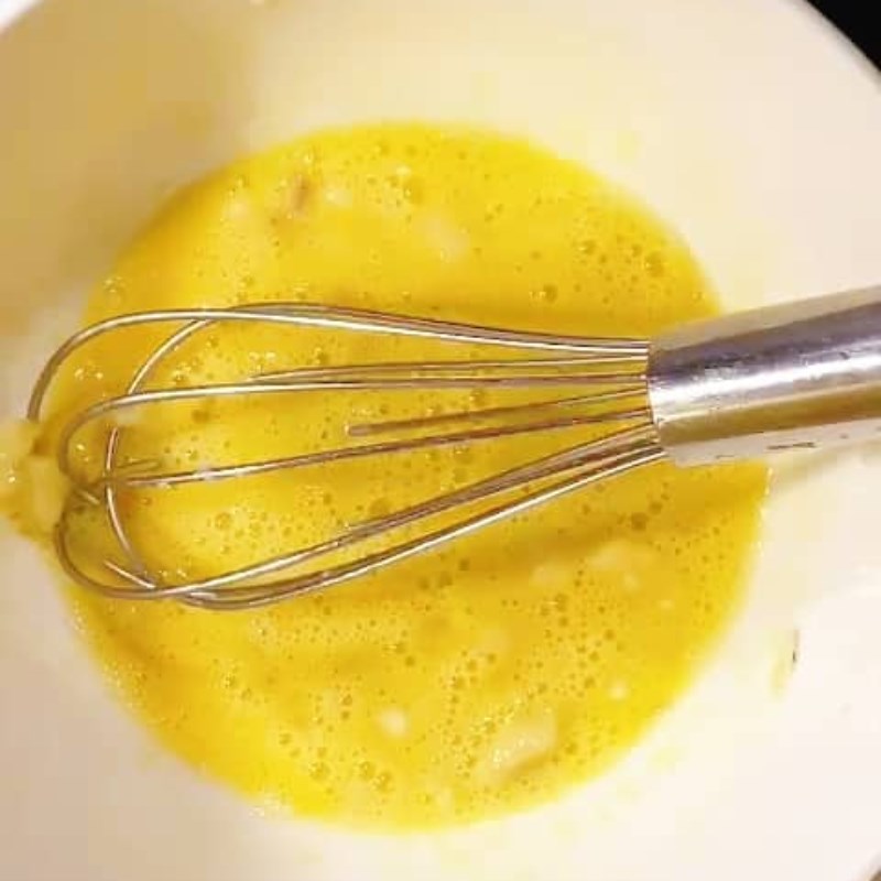 Bước 1 Dầm chuối Bánh muffin chuối socola bằng nồi chiên không dầu