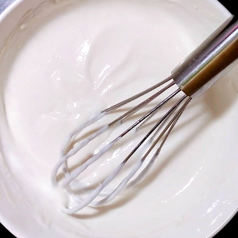 Bước 4 Đánh kem tươi Cheesecake trà xanh (matcha) oreo