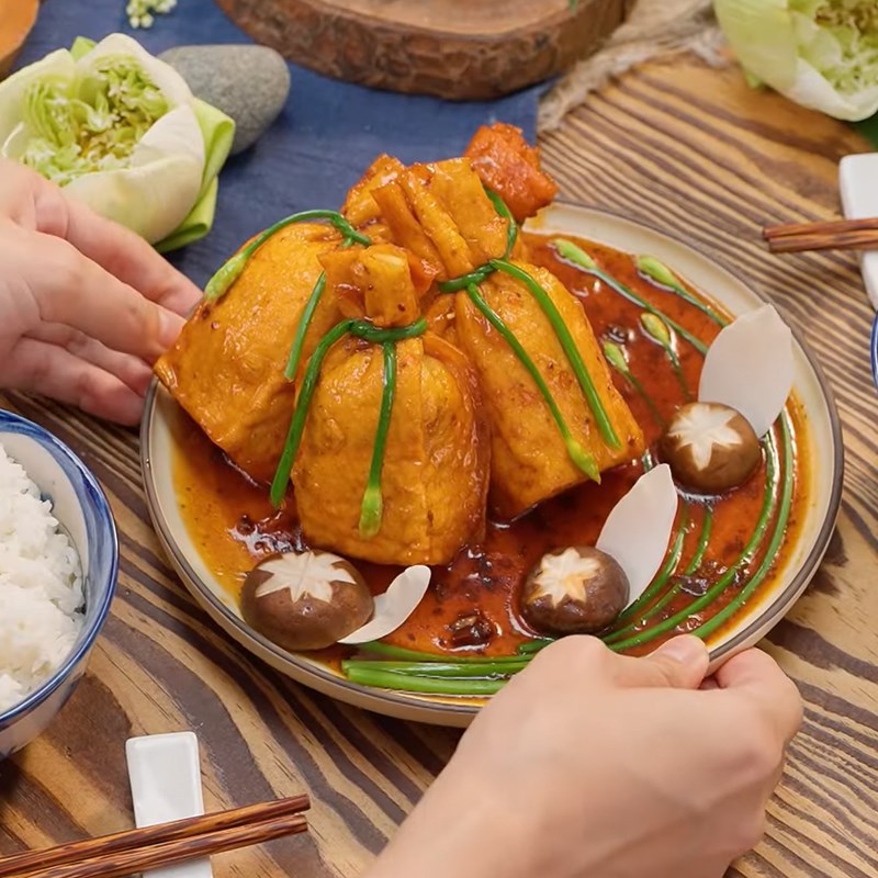 Bước 7 Hoàn thành Cách làm đậu hủ bao bố hạt sen sốt xí muội