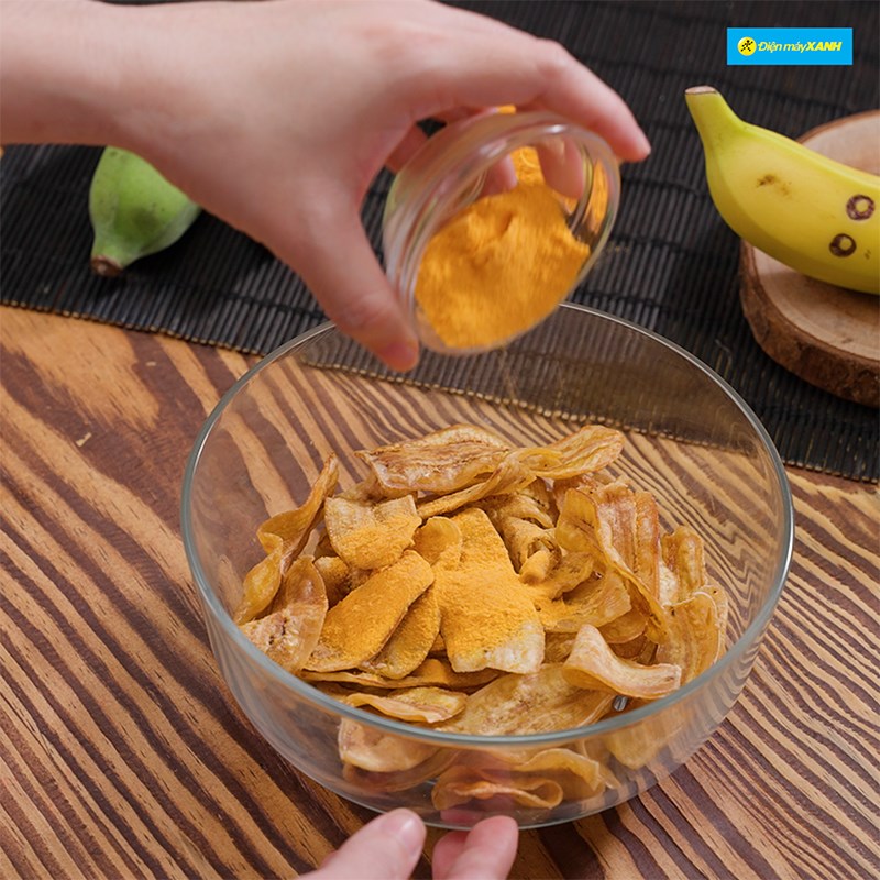 Bước 5 Lắc phô mai Snack chuối lắc phô mai