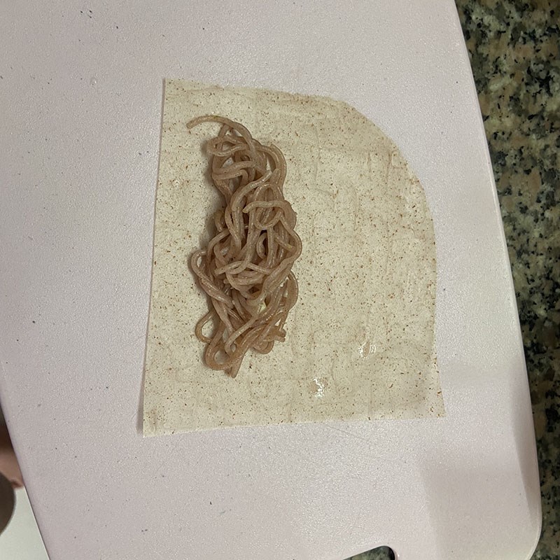 Bước 4 Làm bánh tráng cuốn thịt heo Bánh tráng cuốn thịt heo