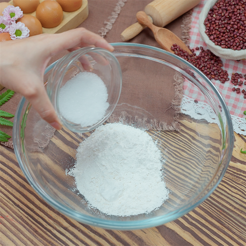 Bước 1 Làm bột nước Bánh hoa đào ngàn lớp nhân đậu đỏ