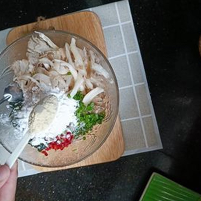 Bước 2 Làm chả nấm Chả nấm chay