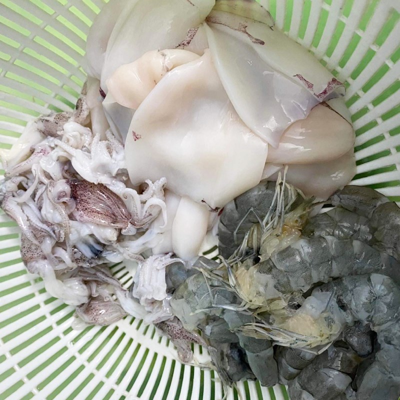 Bước 1 Sơ chế nguyên liệu Cháo hải sản