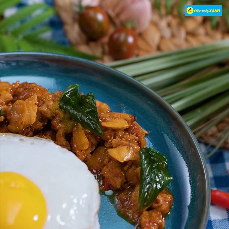 Bước 4 Thành phẩm Cơm nghêu thịt xào cay