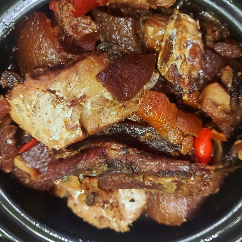 Bước 3 Thành phẩm Cá mắm kho