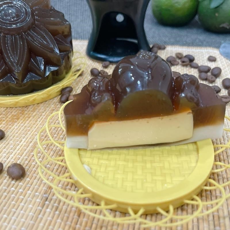 Bước 4 Thành phẩm Bánh Trung Thu rau câu cà phê nhân bánh flan